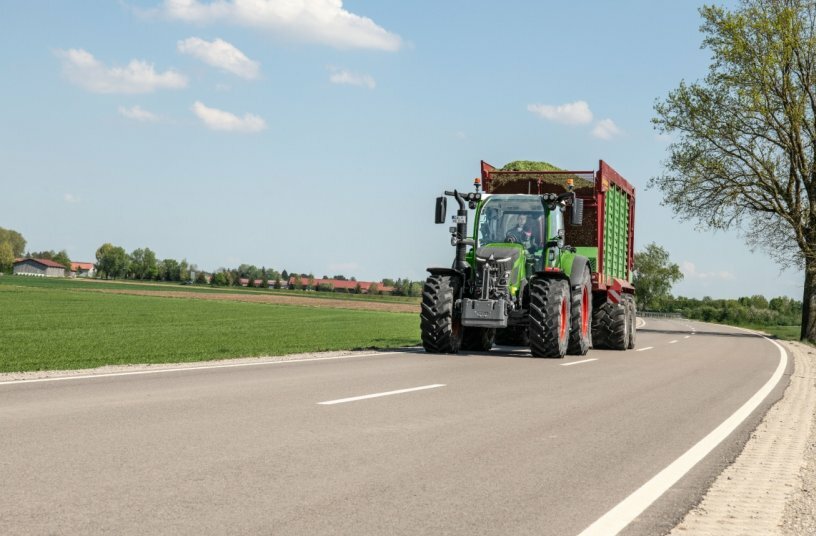 Compact tractor for professionals – the Fendt 500 Vario Gen4 series<br>IMAGE SOURCE: Fendt