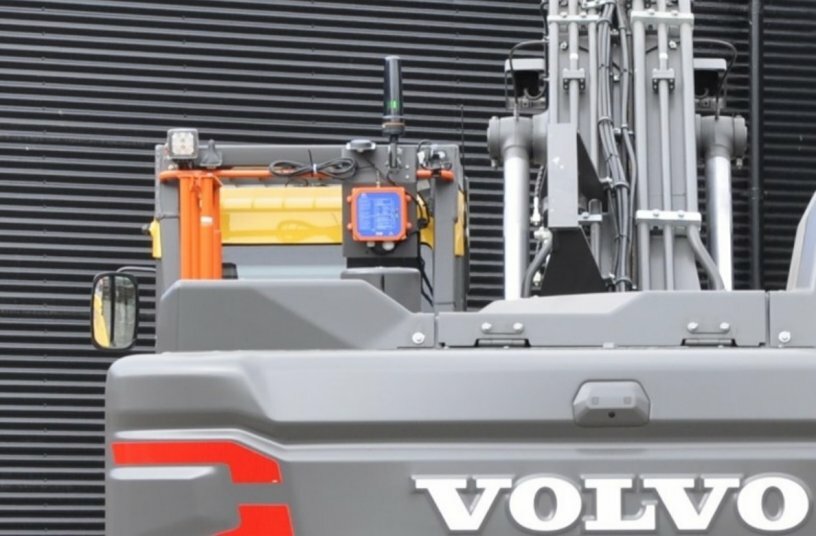Die Fernsteuerung Volvo Remote Control ist zunächst für die Bagger EC250E, EC300E und EC350E im Angebot.<br>BILDQUELLE: Volvo Construction Equipment Germany GmbH