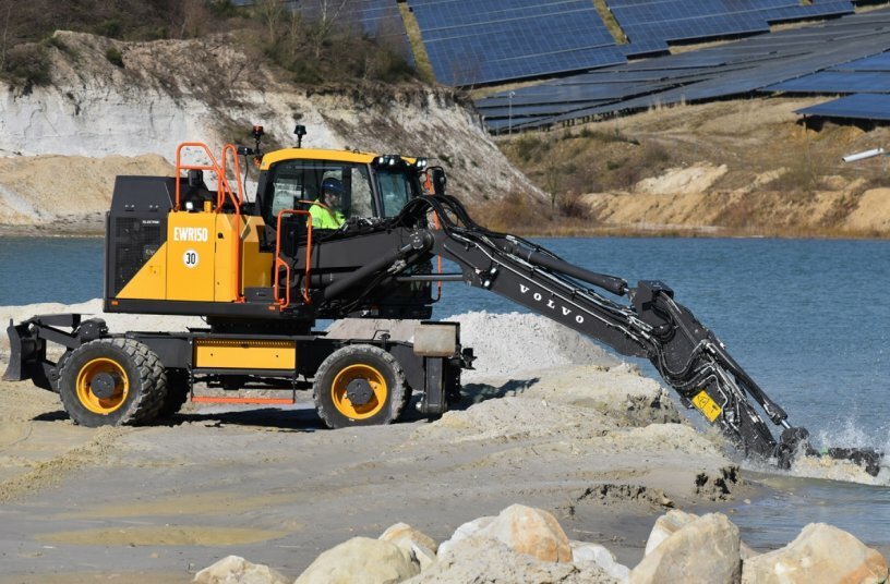  The EWR150 Electric is part of the all-electric lineup<br>IMAGE SOURCE: Volvo CE