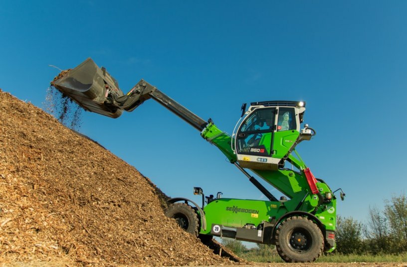 What Ensures Safety and Efficiency in Biomass Handling?<br>IMAGE SOURCE: SENNEBOGEN Maschinenfabrik GmbH