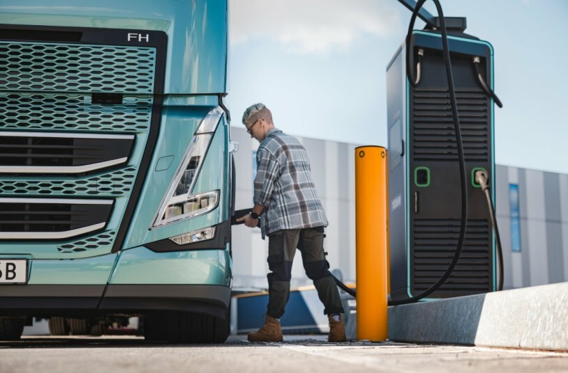 Charging<br>IMAGE SOURCE: Volvo Trucks