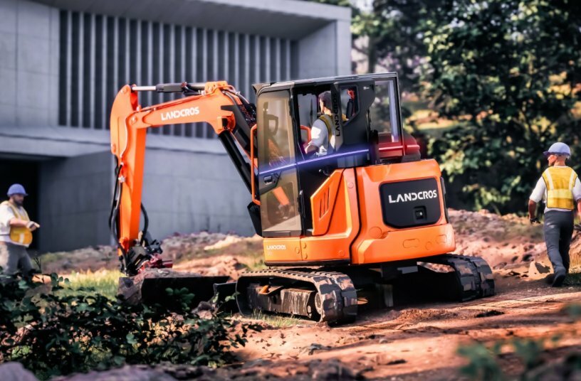 LANDCROS Mini Takes Honours at SaMoTer 2026<br>IMAGE SOURCE: Hitachi Construction Machinery (Europe) NV (HCME)