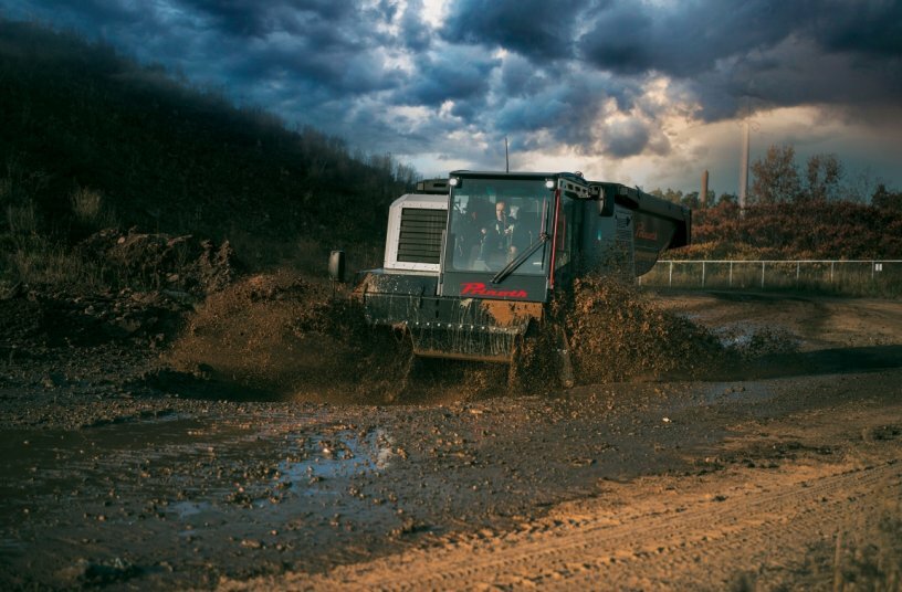 Prinoth Unleashes the Panther T23r Crawler Carrier with Its Breakthrough PowerForceTM Undercarriage<br>IMAGE SOURCE: PRINOTH LTD
