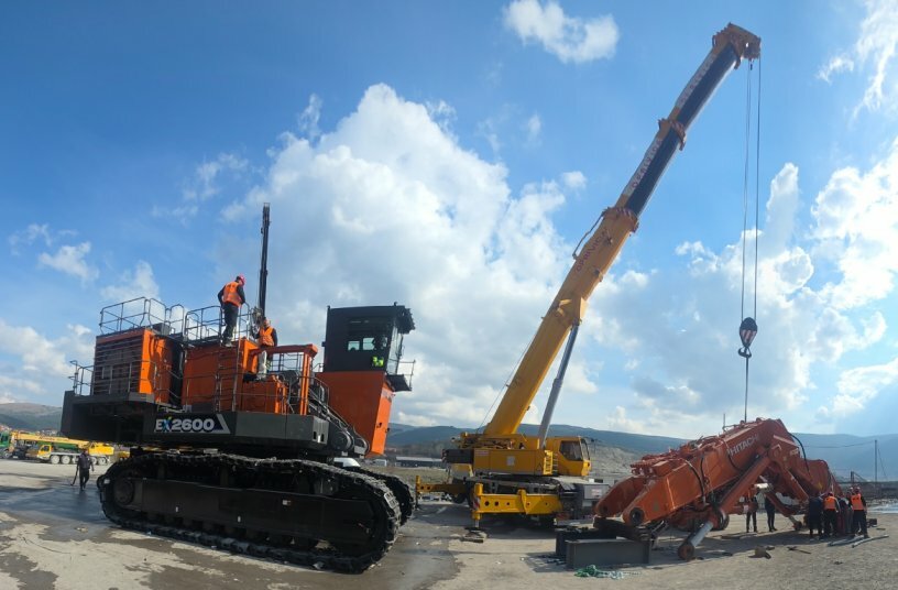 First electric Hitachi ultra-large excavator in south-east Europe modernises production and reduces emissions in Montenegro mine<br>IMAGE SOURCE: Hitachi Construction Machinery (Europe) NV (HCME)