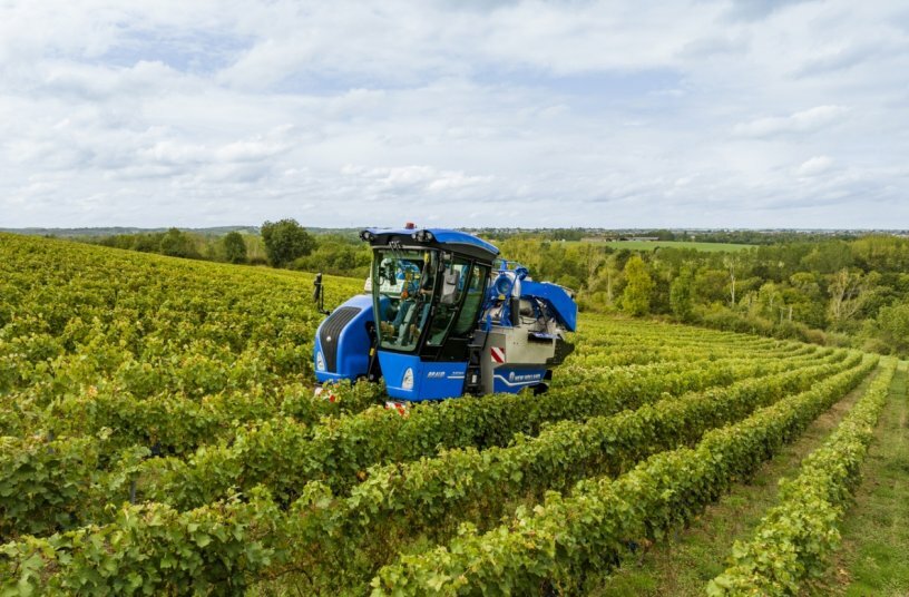 New Holland Braud compact grape harvesters<br>IMAGE SOURCE: New Holland Agriculture