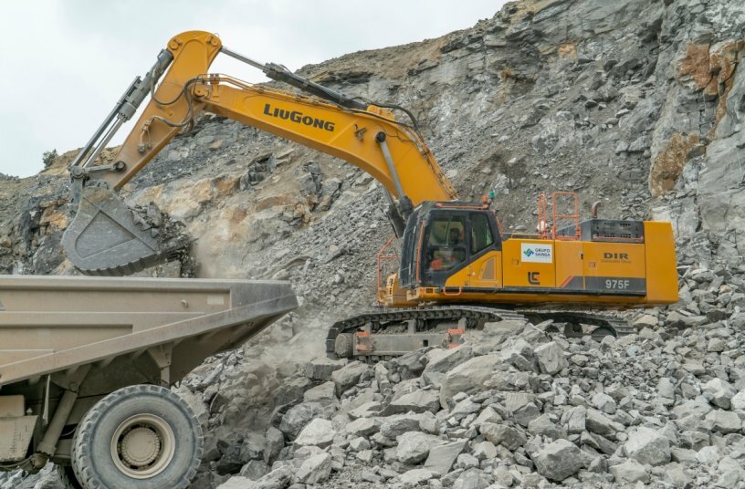 LiuGong 975F<br>IMAGE SOURCE: LiuGong Machinery Europe B.V.