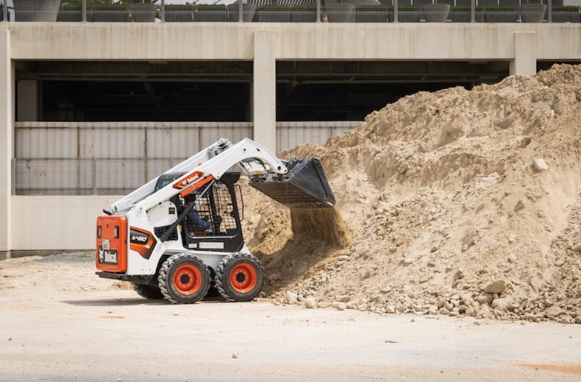 Bobcat S450<br>IMAGE SOURCE: Bobcat