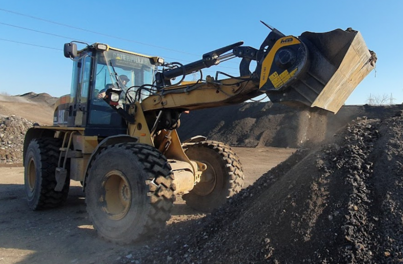 MB Crusher MB-L160<br>IMAGE SOURCE: MB Crusher