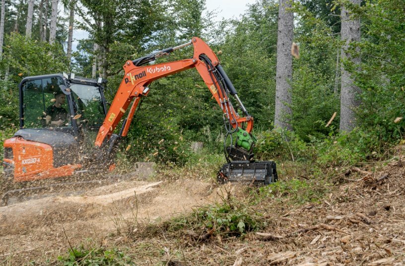 Prinoth Grizzly M300e<br>IMAGE SOURCE: Prinoth VM NA