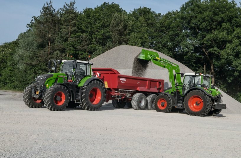 DLG PowerMix Test: Fendt 620 Vario delivers top results in the field and on the road<br>IMAGE SOURCE: Fendt