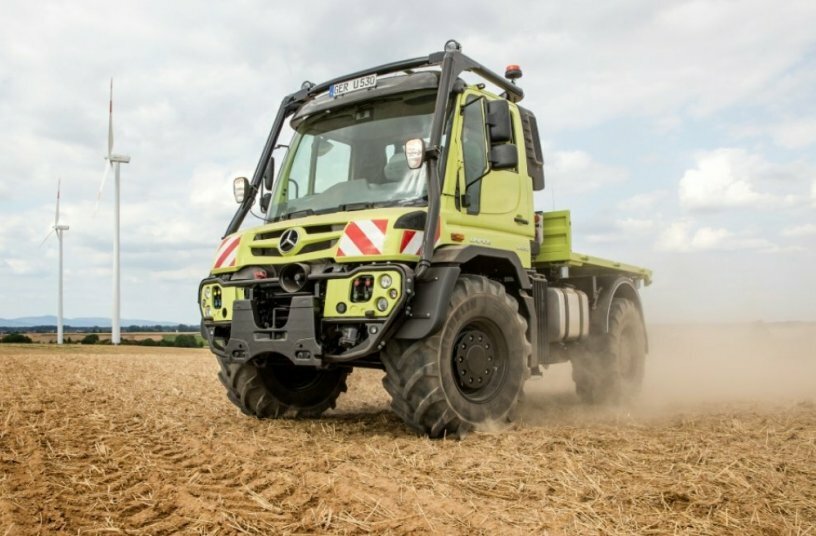 Unimog U530 featuring the UNI-TOUCH® operating system<br>IMAGE SOURCE: Daimler Truck