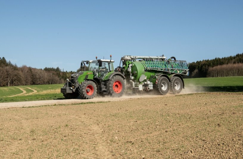 Even better: More power for Fendt 720 - 726 Vario Generation 7.1 and outstanding results in the DLG PowerMix test for the Fendt 724 Vario Gen7.1<br>IMAGE SOURCE: Fendt