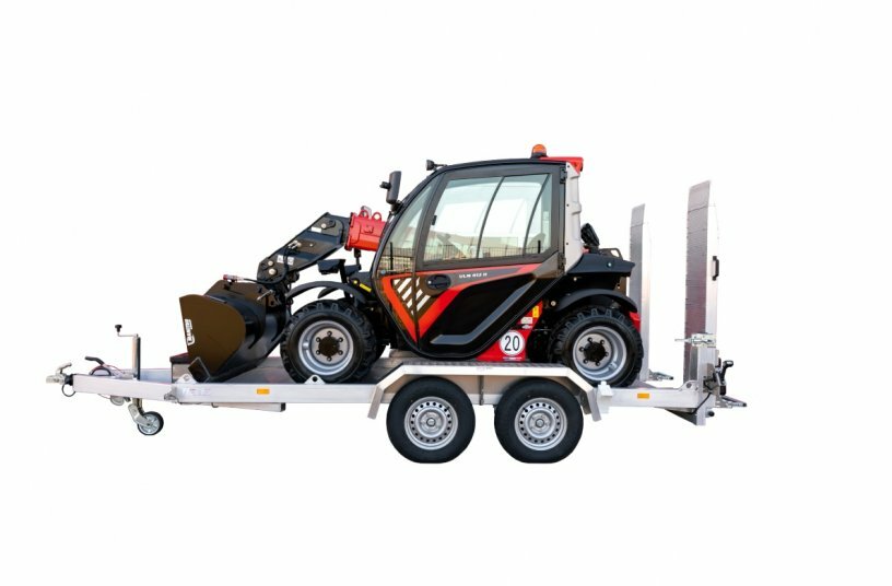 Der passende Anhänger zum kompakten Manitou ULM 412 macht die Maschine jetzt noch mobiler<br>BILDQUELLE: Manitou Group