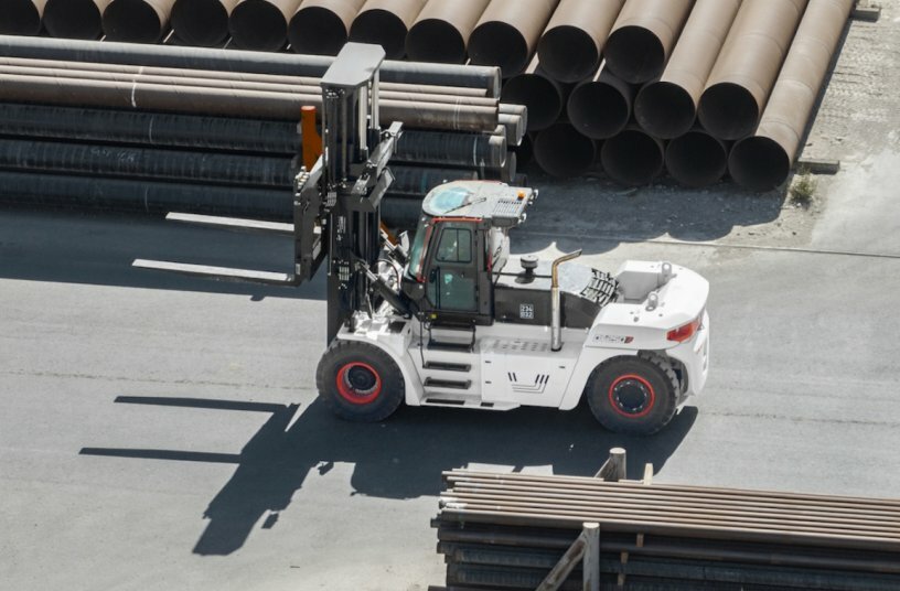 Bobcat DV250S-9<br>IMAGE SOURCE: Bobcat