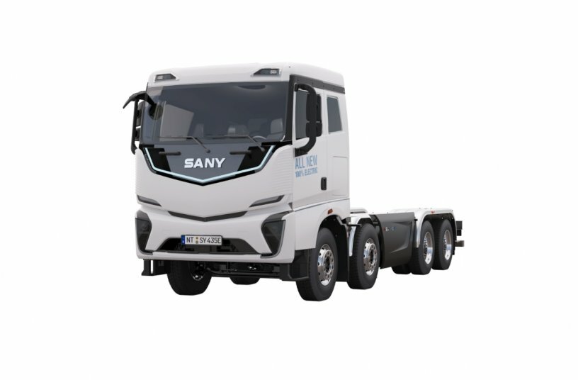 Efficiency meets flexibility – emission-free transport with the SANY eTRUCK e435 8x4<br>IMAGE SOURCE: Putzmeister Holding GmbH