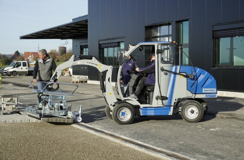 VM-X-PAVERMAX Verlegemaschine von Probst<br>BILDQUELLE: Probst GmbH