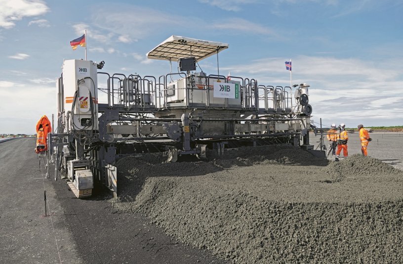At Keflavik Air Base, the Wirtgen SP 62i delivered precise single-layer concrete paving with a width of 7.62 m (25 ft) and a thickness of between 41 cm (16 in) and 45 cm (18 in).<br>IMAGE SOURCE: WIRTGEN GROUP