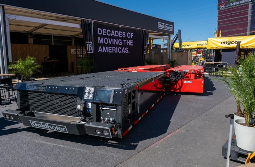 The PST/SL-E Split with Widening System, combined with the new E PowerPack: A tangible improvement for complex industrial transport operations<br>IMAGE SOURCE: Goldhofer