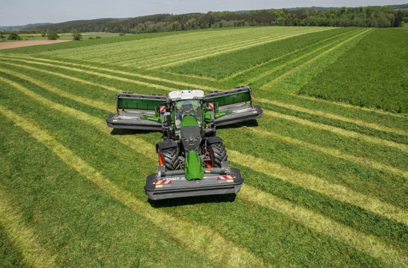 Makes the working day a pleasure. Fendt 800 Vario<br>IMAGE SOURCE: Fendt