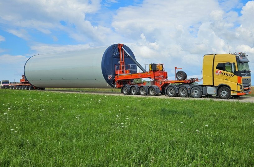Silvasti on the new Mega Windmill Trailer XXL: Even more stable than expected<br>IMAGE SOURCE: Nooteboom Trailers B.V.