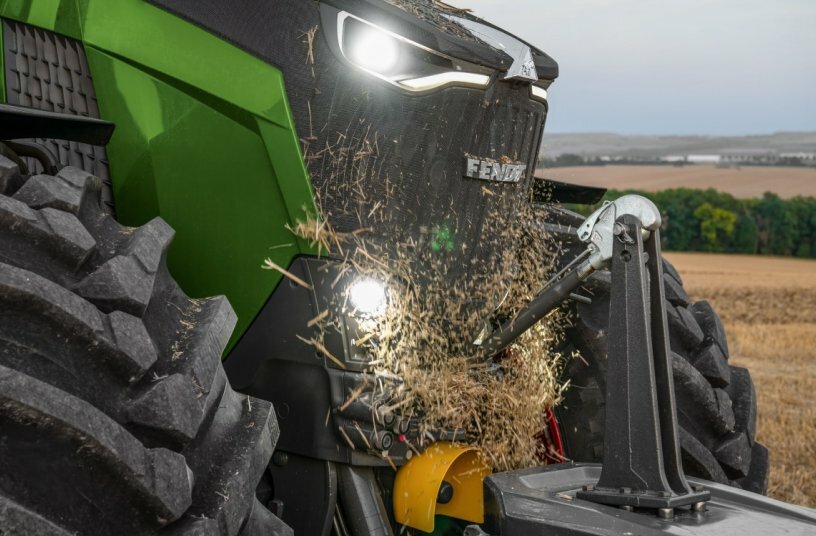 Makes the working day a pleasure. Fendt 800 Vario<br>IMAGE SOURCE: Fendt