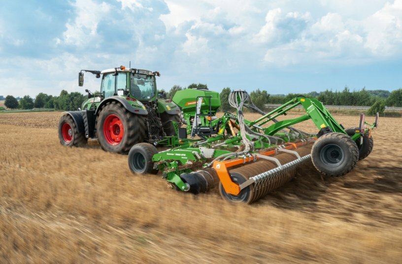 Current: Catros+ 7003-2TS with GreenDrill<br>IMAGE SOURCE: AMAZONEN-WERKE H. DREYER SE & Co. KG