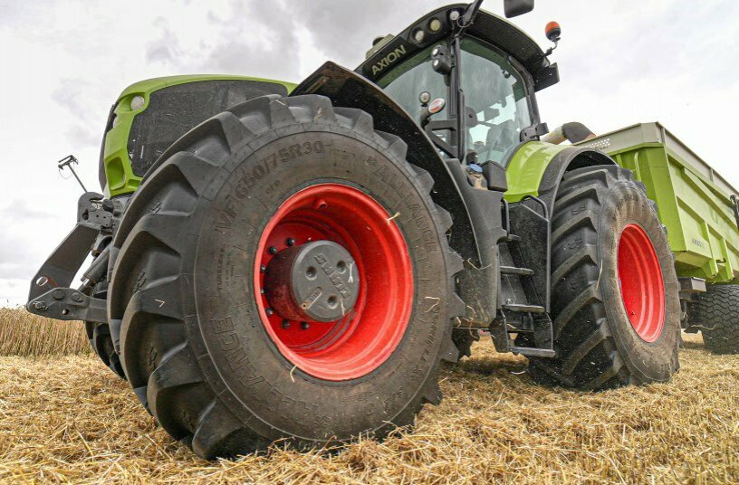 Alliance Agriflex+ 372<br>IMAGE SOURCE: Alliance Tire Europe B.V.; Yokohama Off-Highway Tires (YOHT)