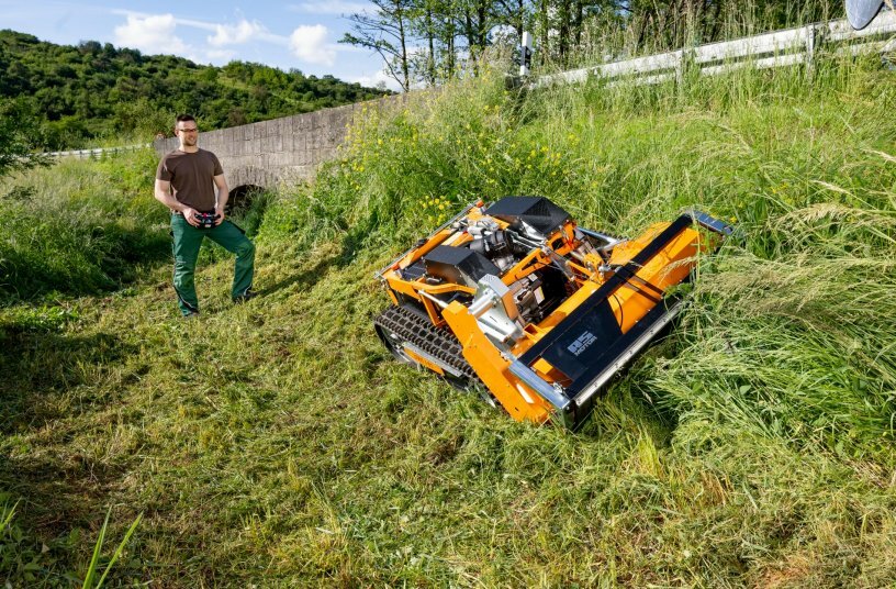AS 1000 Ovis Evo RC<br>IMAGE SOURCE: AriensCo GmbH