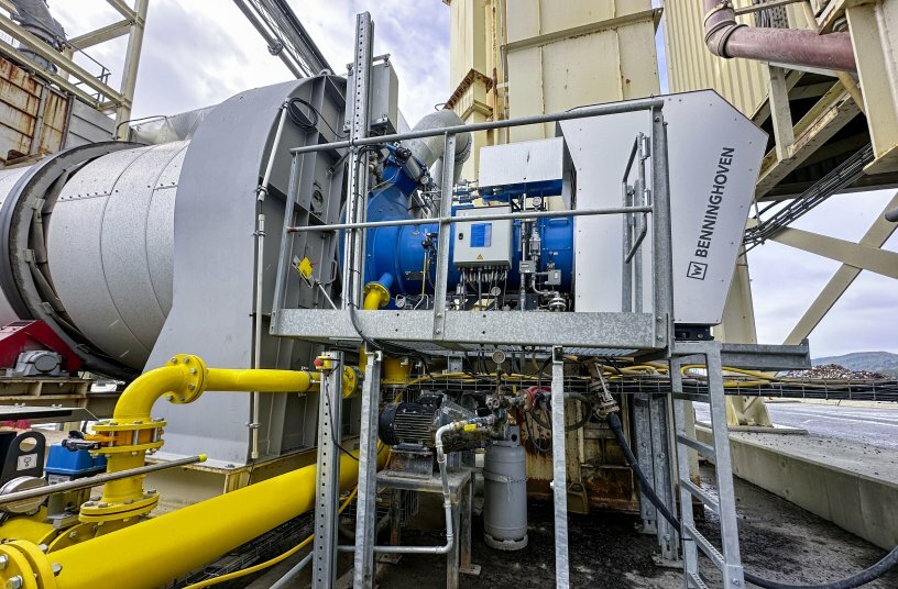 The MULTI JET burner can use up to four different fuels at the same time, regardless of their physical state – whether solid, liquid or gaseous.<br>IMAGE SOURCE: WIRTGEN GROUP