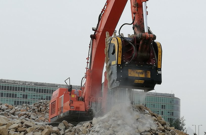 BF135.8 - Hong Kong - Recycling - Granite <br>Image source: MB Crusher Press Office