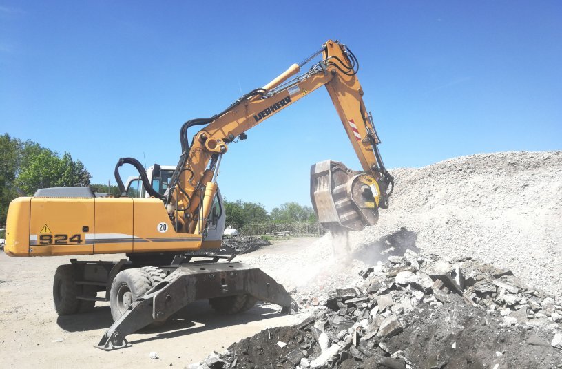 MB Crusher BF80.3<br>IMAGE SOURCE: MB Crusher