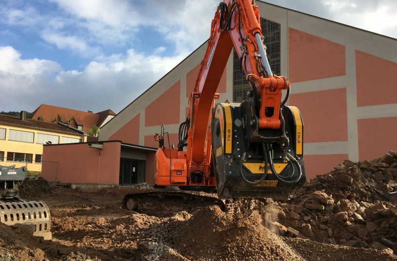 BF90.3 S3 - Doosan - Germany - demolition material+limestone<br>BILDQUELLE: MB Crusher