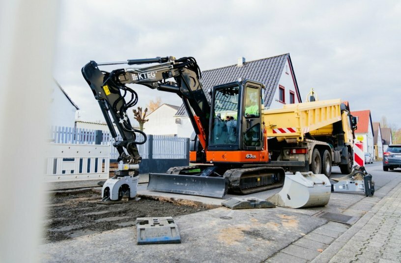 If the KTEG 63US-6 is equipped with the KTEG P-Line, it demonstrates true efficiency on the construction site thanks to the perfect interaction of the tiltrotator, attachments, and assistance systems.<br>IMAGE SOURCE: Kiesel GmbH