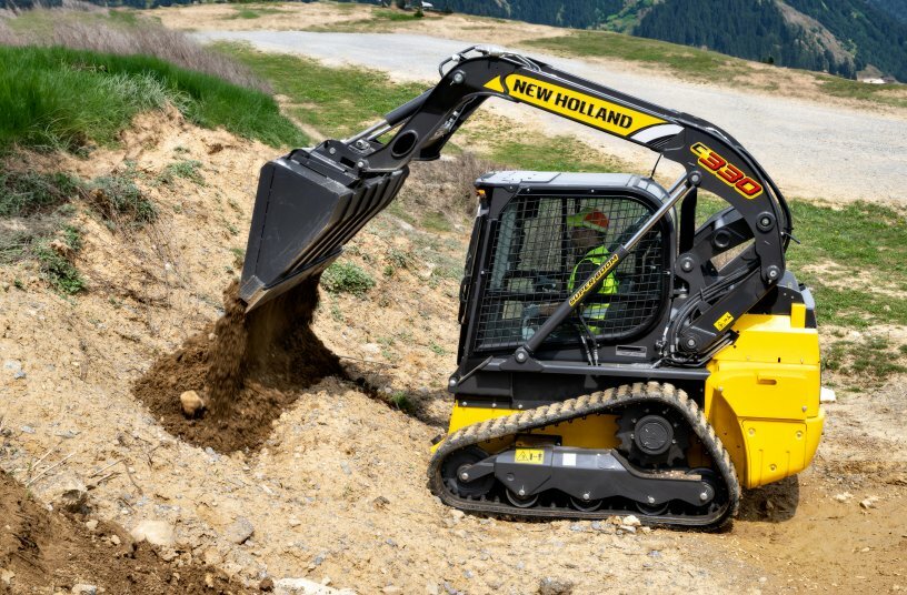 NEW HOLLAND C330<br>IMAGE SOURCE: NEW HOLLAND