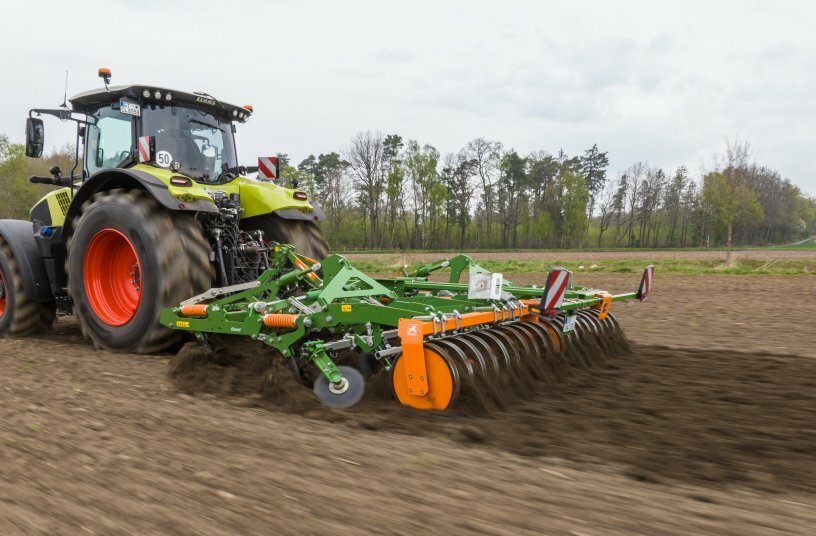 Die Federringwalze FW 580 bietet eine zuverlässige Lösung mit hoher Einsatzsicherheit und Flexibilität.<br>BILDQUELLE: AMAZONEN-WERKE H. DREYER SE & Co. KG