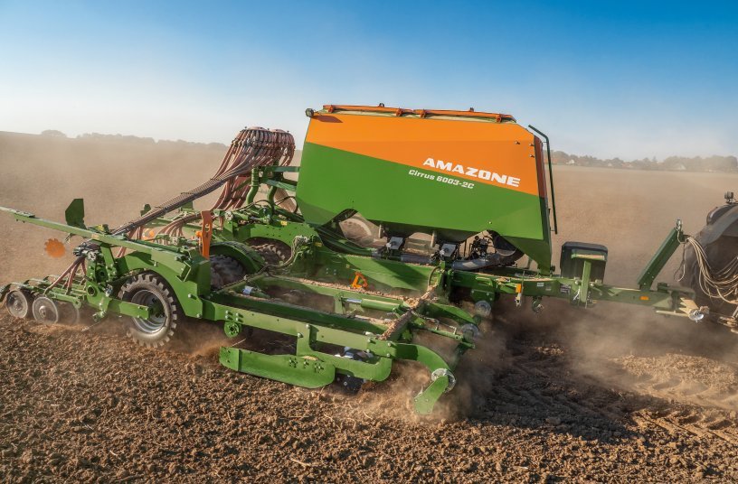 The knife roller produces a fine soil seedbed for sowing wheat when used as a front tool on the Cirrus 6003-2<br>IMAGE SOURCE: AMAZONEN-WERKE H. DREYER SE & Co. KG