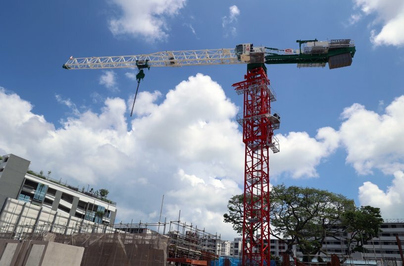 Compact and powerful: Potain MCT 565 A crane debuts in Singapore<br>IMAGE SOURCE: THE MANITOWOC COMPANY, INC.
