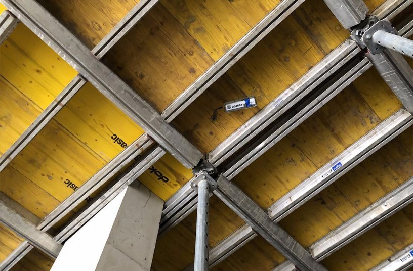 A total of 50 CONTAKT sensors was deployed in the wall and ceiling slab elements of this office building construction for Tyrolean construction company Fröschl. <br> Image source: Bürogebäude Firma Fröschl