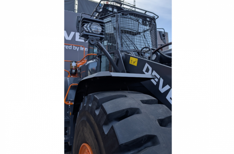 New Waste and Recycling Kit for Develon DL-7 Wheel Loaders<br>IMAGE SOURCE: DEVELON