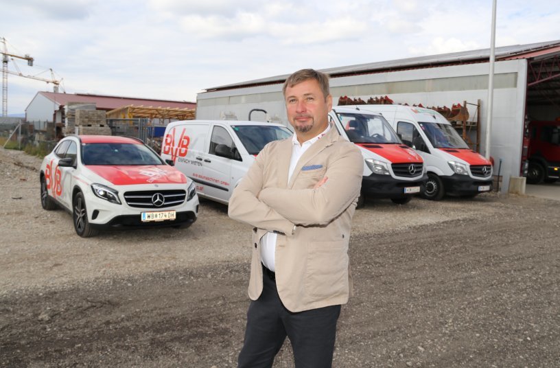 Für BVB-Geschäftsführer Bruno Vallandt ist Digando.com eine gute Chance, um die Auslastung seines Maschinenparks zu erhöhen. <br> Bildquelle: Alexander Riell