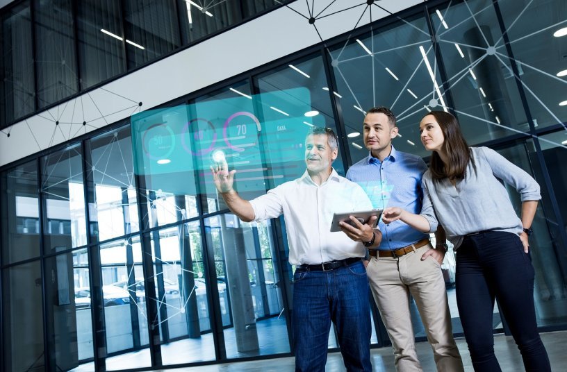 Digitale Technologien ermöglichen eine intelligente Vernetzung der Software mit dem logistischen System.<br>BILDQUELLE: © KNAPP