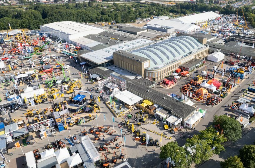 Every year, NordBau welcomes around 50,000 visitors <br>IMAGE SOURCE: Holstenhallen Neumünster – NordBau – SixConcept