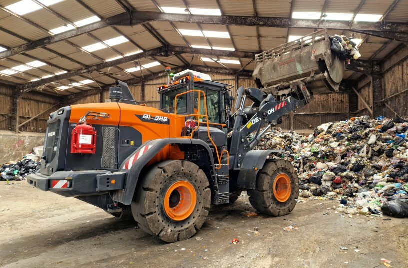 DL380-7 Wheel Loader<br>IMAGE SOURCE: DEVELON