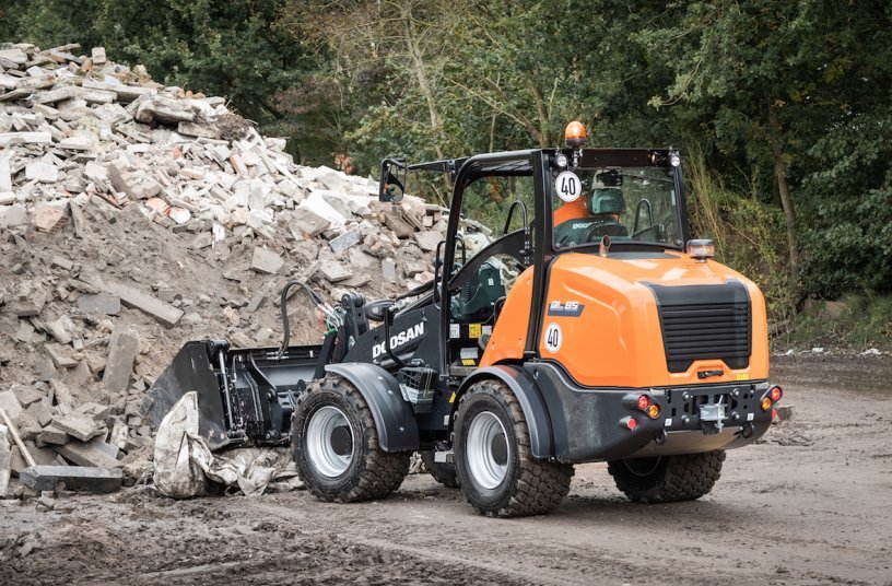 DL85-7 Compact Loaders<br>IMAGE SOURCE: DOOSAN INFRACORE EUROPE S.R.O.