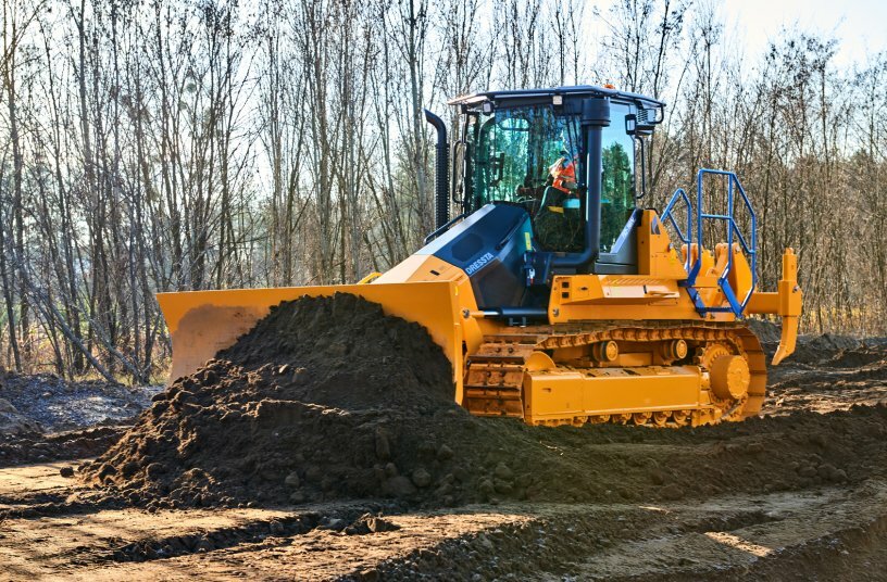 Dressta Dozer TD-16N<br>IMAGE SOURCE: LiuGong Machinery Europe B.V.