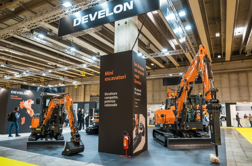 Develon stand at SaMoTer 2026<br>IMAGE SOURCE: LECTURA GmbH