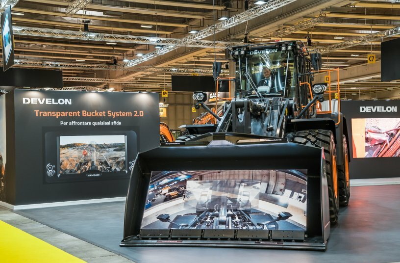 Presentation of the Transparent Bucket System 2.0 technology<br>IMAGE SOURCE: LECTURA GmbH