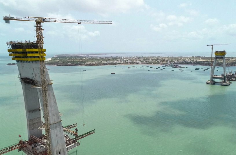 Putting things in perspective: The record-breaking Dwarka Bridge will cover a crossing of 900-metres.<br>IMAGE SOURCE: Doka