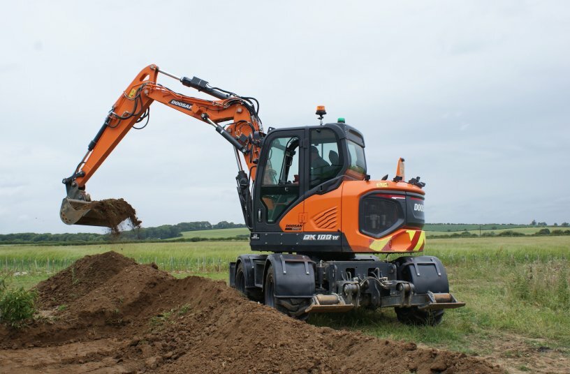 Develon, DX100W-7<br>IMAGE SOURCE: Develon