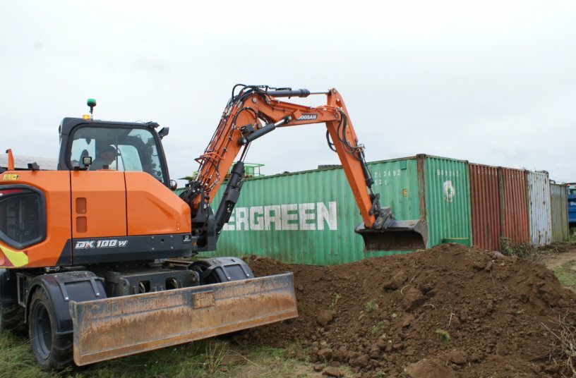 Develon, DX100W-7 <br>IMAGE SOURCE: Develon